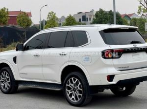 Xe Ford Everest Titanium Plus 2.0L 4x4 AT 2024