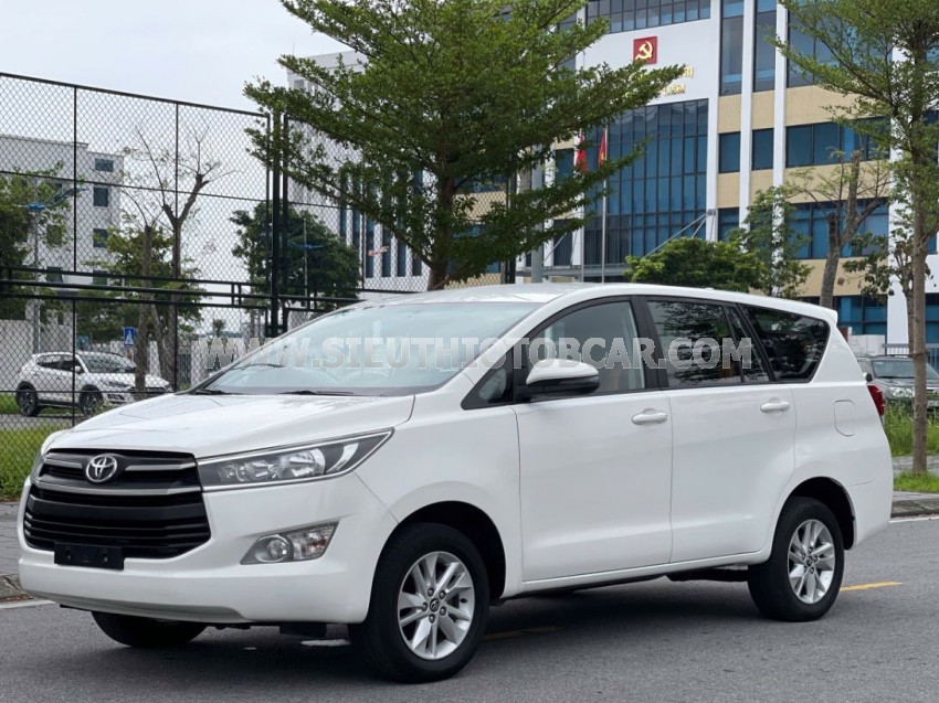 Toyota Innova 2.0E 2019