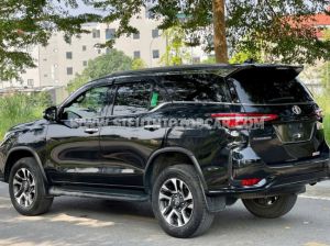 Xe Toyota Fortuner Legender 2.4L 4x2 AT 2022