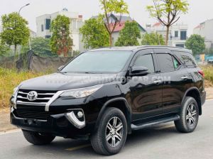 Xe Toyota Fortuner 2.4G 4x2 AT 2020