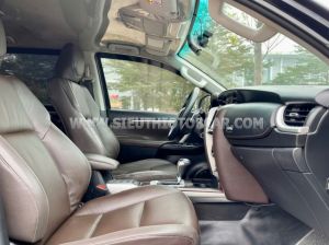 Xe Toyota Fortuner 2.4G 4x2 AT 2020