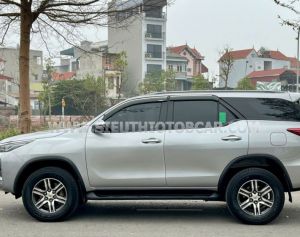 Xe Toyota Fortuner 2.7V 4x2 AT 2020