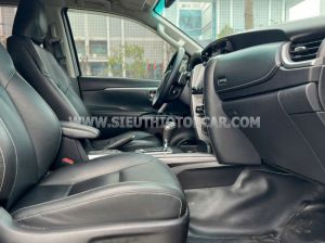 Xe Toyota Fortuner 2.7V 4x2 AT 2020