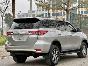 Xe Toyota Fortuner 2.7V 4x2 AT 2020