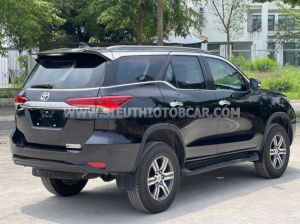 Xe Toyota Fortuner 2.7V 4x2 AT 2017