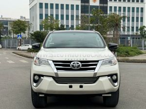 Xe Toyota Fortuner 2.7V 4x2 AT 2019