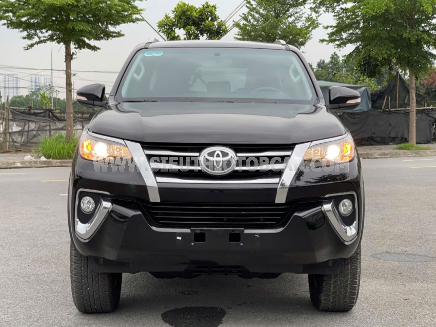 Toyota Fortuner 2.7V 4x2 AT 2017