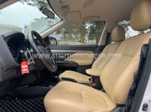Xe Mitsubishi Outlander 2.0 CVT 2019