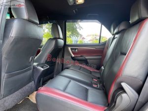 Xe Toyota Fortuner 2.4G 4x2 AT Legender 2021