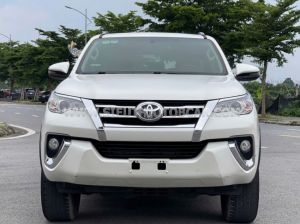 Xe Toyota Fortuner 2.7V 4x2 AT 2018