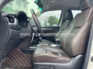 Xe Toyota Fortuner 2.7V 4x2 AT 2018