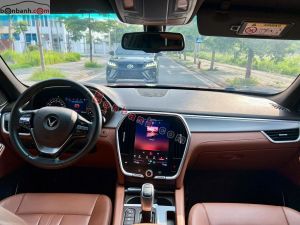 Xe VinFast Lux SA 2.0 Premium 2.0 AT 2021