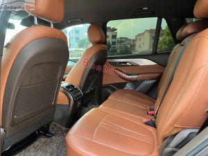 Xe VinFast Lux SA 2.0 Premium 2.0 AT 2021