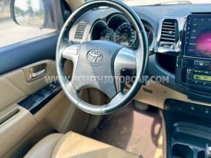 Xe Toyota Fortuner 2.7V 4x2 AT 2014