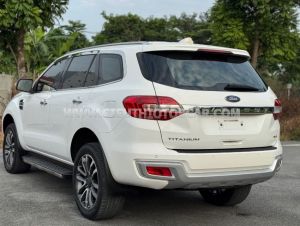 Xe Ford Everest Titanium 2.0L 4x4 AT 2018