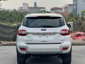 Xe Ford Everest Titanium 2.0L 4x4 AT 2018