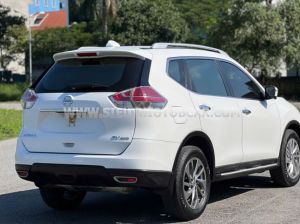 Xe Nissan X trail 2.5 SV 4WD 2016