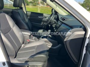 Xe Nissan X trail 2.5 SV 4WD 2016