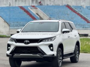 Xe Toyota Fortuner Legender 2.8L 4x4 AT 2022