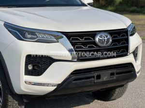 Xe Toyota Fortuner 2.4L 4x2 AT 2022