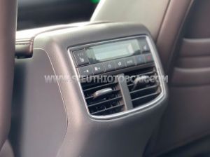 Xe Mazda CX8 Luxury 2024