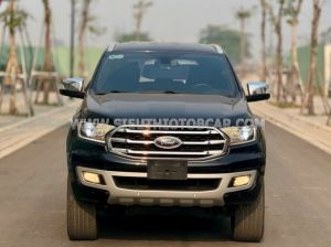 Xe Ford Everest Titanium 2.0L 4x2 AT 2018