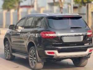 Xe Ford Everest Titanium 2.0L 4x2 AT 2018