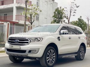 Xe Ford Everest Titanium 2.0L 4x2 AT 2019