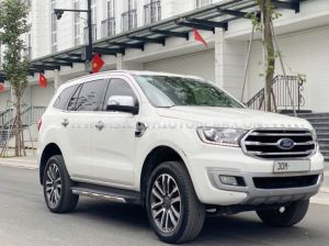 Xe Ford Everest Titanium 2.0L 4x2 AT 2019
