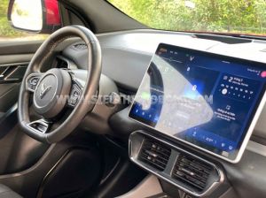 Xe VinFast VF8 Plus AWD 2023