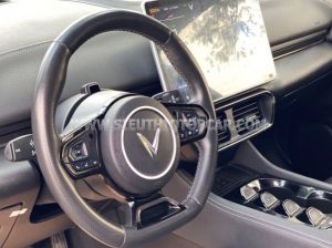 Xe VinFast VF8 Eco AWD 2023