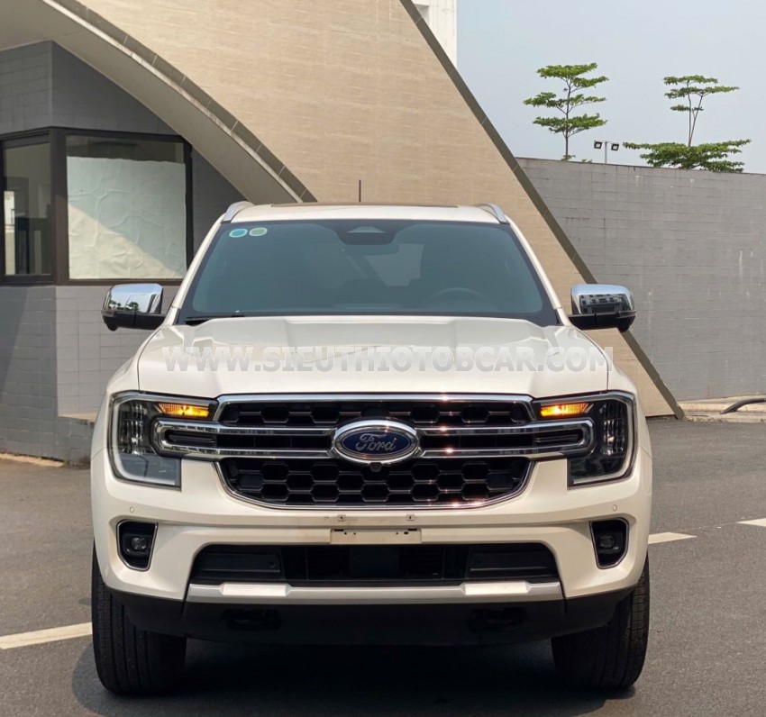 Ford Everest Titanium 2.0L 4x2 AT 2024