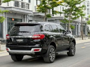 Xe Ford Everest Titanium 2.0L 4x2 AT 2021
