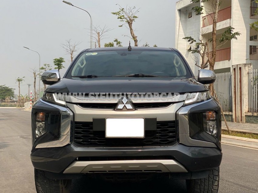 Mitsubishi Triton 4x2 AT Mivec Premium 2019