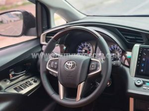Xe Toyota Innova 2.0 Venturer 2018