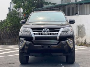 Xe Toyota Fortuner 2.4G 4x2 AT 2019