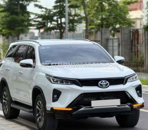 Xe Toyota Fortuner Legender 2.4L 4x2 AT 2024
