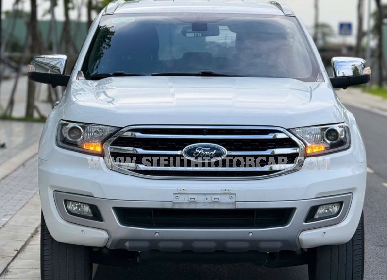 Xe Ford Everest Titanium 2.0L 4x2 AT 2019
