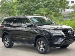 Xe Toyota Fortuner 2.4L 4x2 AT 2022