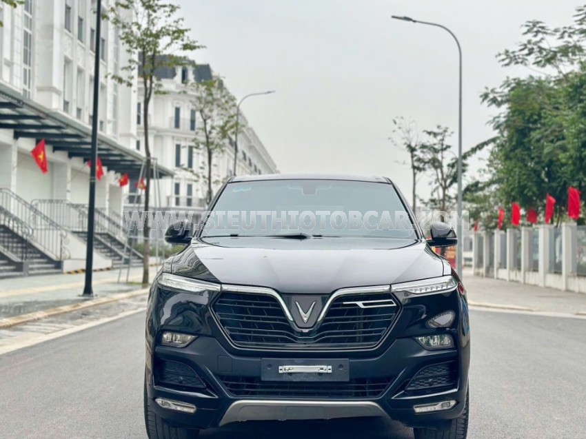 VinFast Lux SA 2.0 Tiêu chuẩn 2022