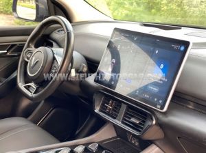 Xe VinFast VF8 Eco AWD 2023