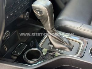 Xe Ford Everest Titanium 2.0L 4x2 AT 2019