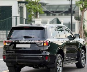 Xe Ford Everest Titanium 2.0L 4x2 AT 2023