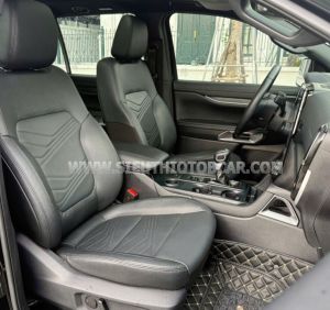 Xe Ford Everest Titanium 2.0L 4x2 AT 2023
