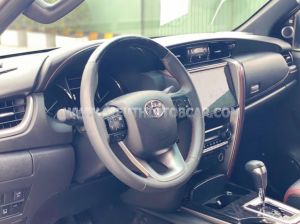 Xe Toyota Fortuner Legender 2.4L 4x2 AT 2024