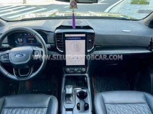 Xe Ford Everest Platinum 2.0L 4x4 AT 2024