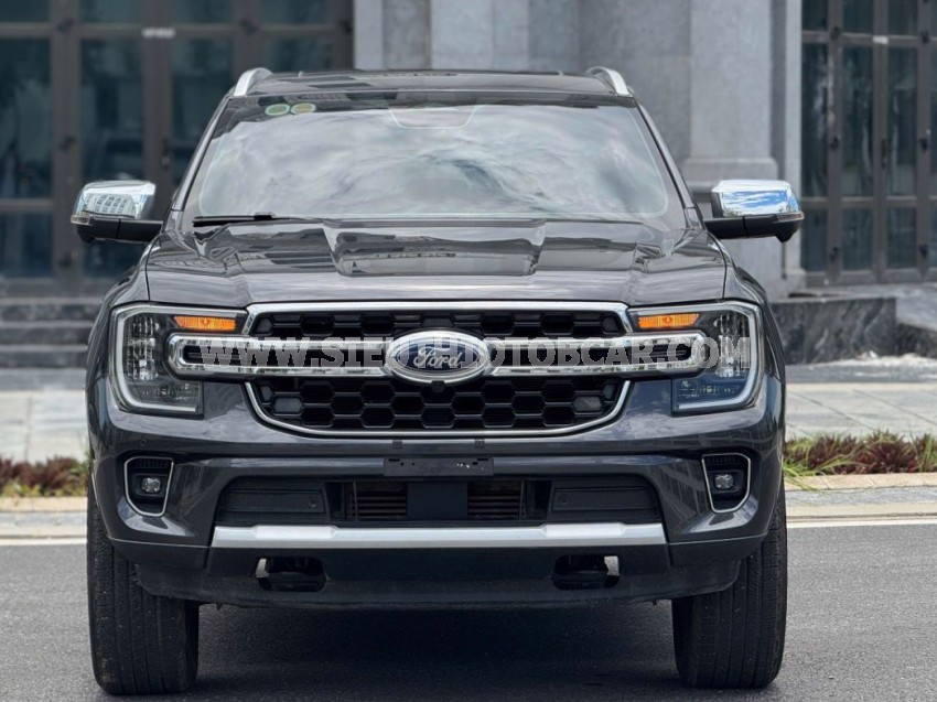Ford Everest Titanium 2.0L 4x2 AT 2025