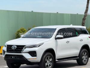 Xe Toyota Fortuner 2.4L 4x2 AT 2024