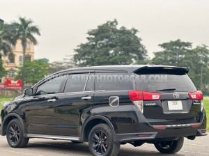 Xe Toyota Innova 2.0 Venturer 2018