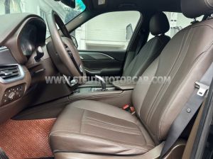 Xe VinFast Lux SA 2.0 Tiêu chuẩn 2022